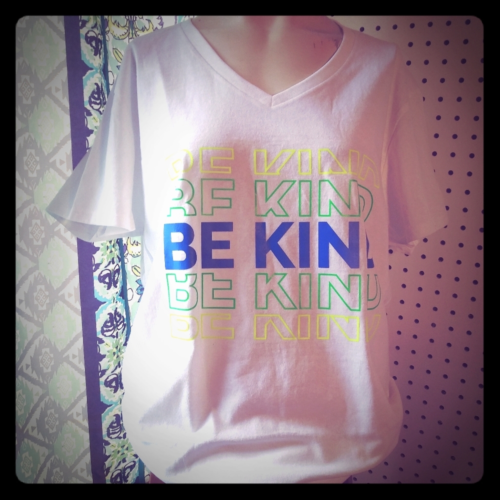 2 Little Brown Girls Customs Be Kind Tee